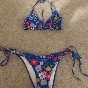 Bright swimwear bikini set